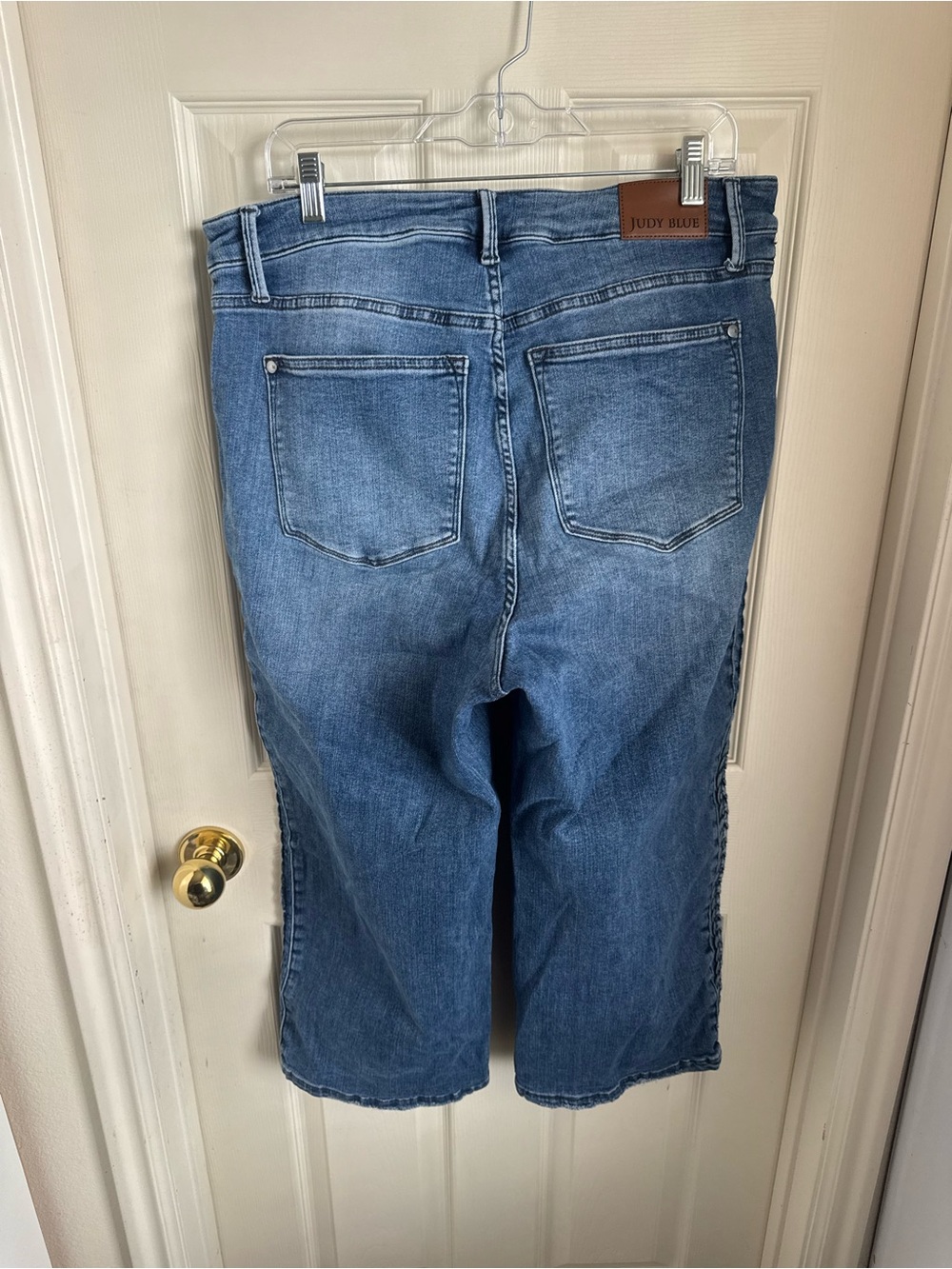 Judy Blue Cropped Wide Leg Jeans with Side Braid Detail - Picture 4 of 7